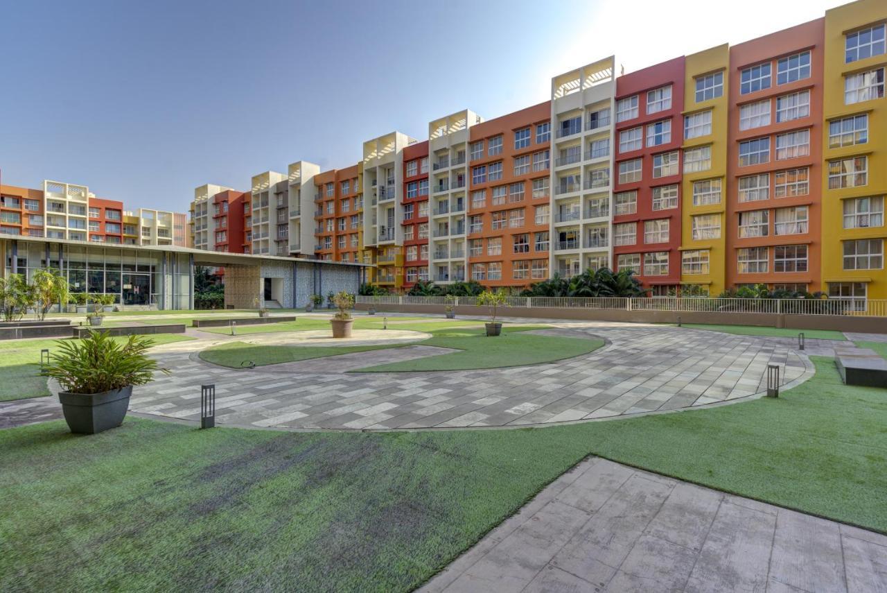 Luxe 2Bhk 10Min From Goi Airport With Pool Access Apartment ดาโบลิม ภายนอก รูปภาพ
