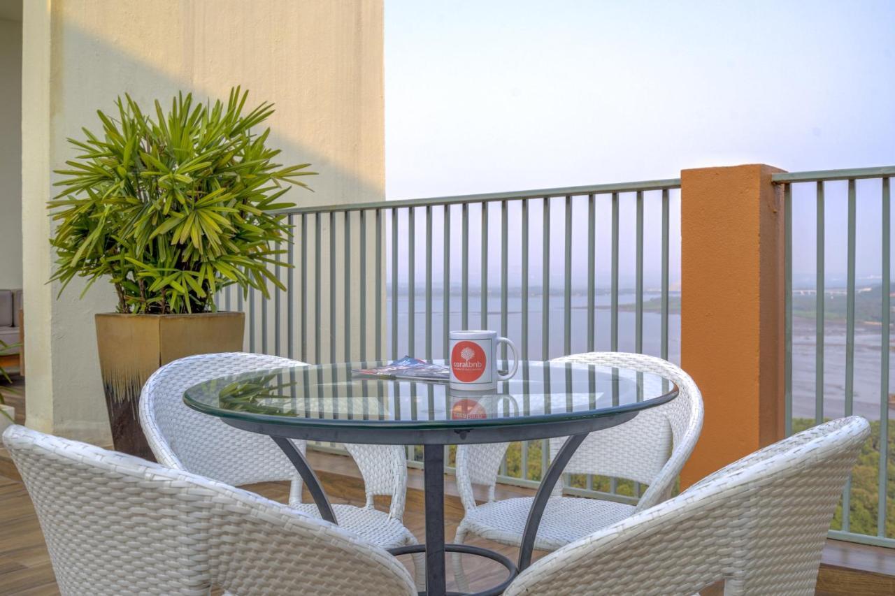 Luxe 2Bhk 10Min From Goi Airport With Pool Access Apartment ดาโบลิม ภายนอก รูปภาพ