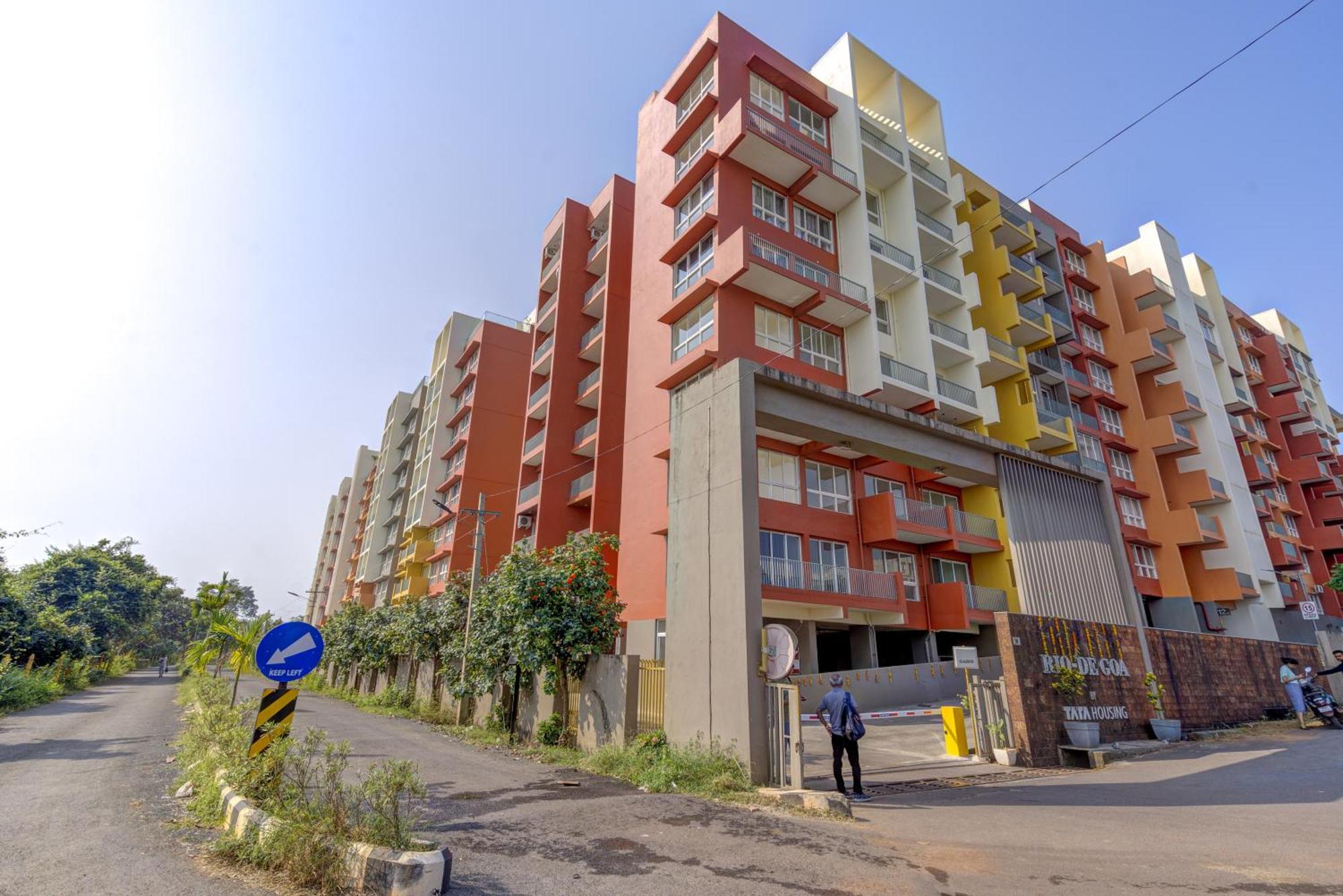 Luxe 2Bhk 10Min From Goi Airport With Pool Access Apartment ดาโบลิม ภายนอก รูปภาพ